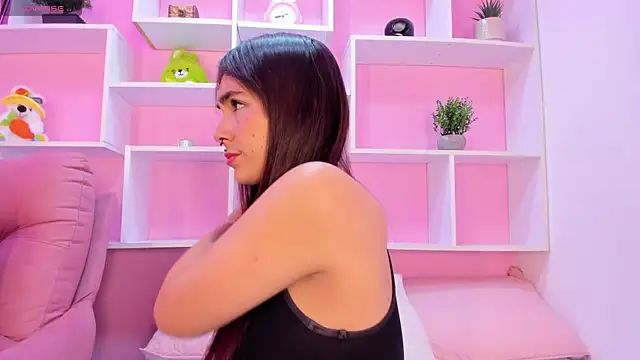 Snapshot of kittyMelvis chatting on 24, 11, 2025 kittyMelvis online show from 24, 11, 2025