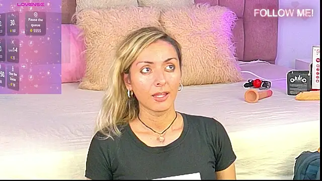 Lunitaa Diva online show from 4, 12, 2025