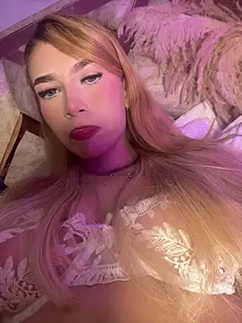 Snapshot of valeryfox__ chatting on 22, 12, 2025 valeryfox online show from 22, 12, 2025