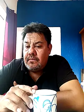 Snapshot of AlexCancun chatting on 2, 12, 2025 AlexCancun online show from 2, 12, 2025