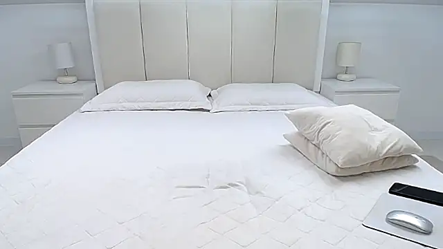 Milena29 online show from 12, 9, 2025