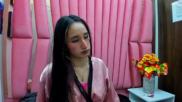 CharlotteStuart online show from 31, 3, 2026