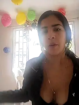 Snapshot of Monitaxhot chatting on 20, 12, 2025 Monitaxhot online show from 20, 12, 2025