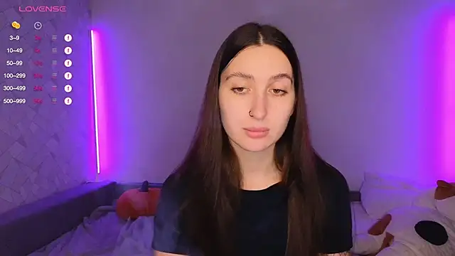 Snapshot of KikkyMi chatting on 28, 11, 2025 KikkyMi online show from 28, 11, 2025