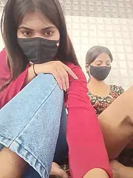 Lovely--girl online show from 19, 5, 2026