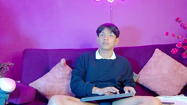 Liam Sinclair online show from 5, 2, 2026