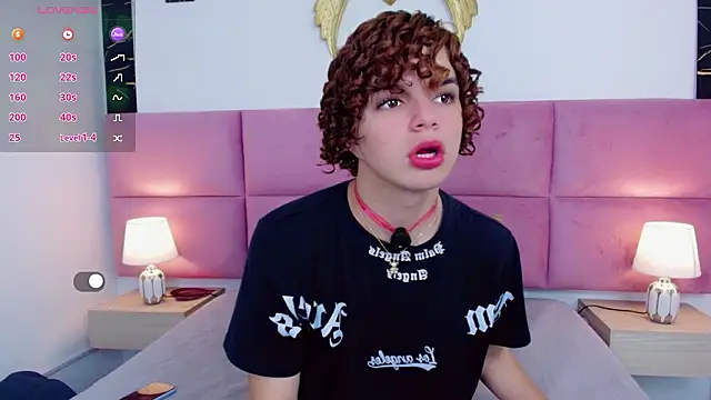 Snapshot of Skyee_angel chatting on 25, 2, 2026 Skyee angel online show from 25, 2, 2026