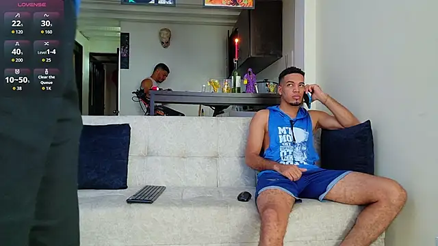 Snapshot of heteros_curious chatting on 13, 12, 2025 heteros curious online show from 13, 12, 2025