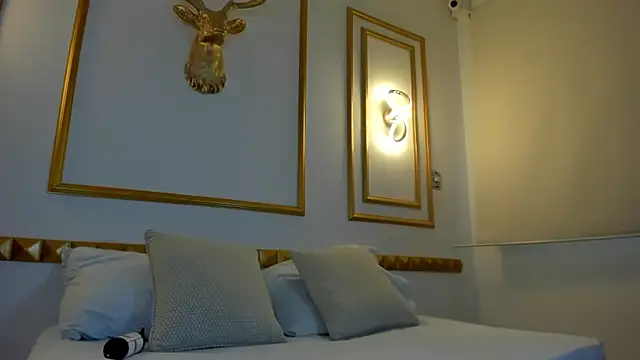 Snapshot of zully28_ chatting on 19, 12, 2025 zully28 online show from 19, 12, 2025