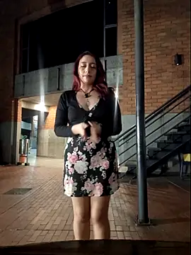 Snapshot of Eveeelyn25 chatting on 14, 3, 2026 Eveeelyn25 online show from 14, 3, 2026