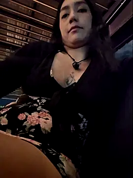 Snapshot of Eveeelyn25 chatting on 24, 4, 2026 Eveeelyn25 online show from 24, 4, 2026