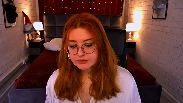 Snapshot of StaceyJensen chatting on 7, 2, 2026 StaceyJensen online show from 7, 2, 2026