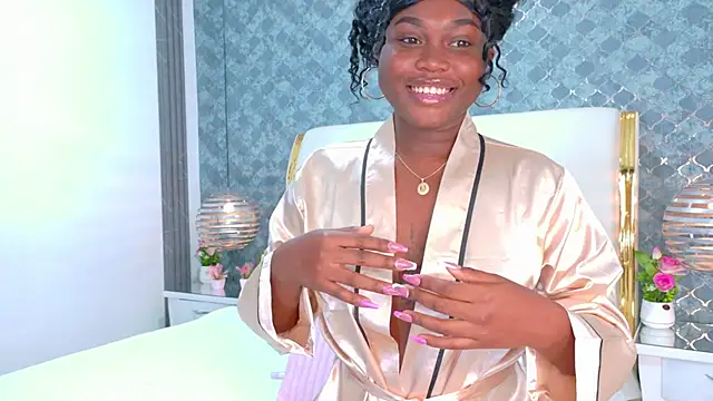 Snapshot of ThianaGarcia chatting on 13, 1, 2026 ThianaGarcia online show from 13, 1, 2026