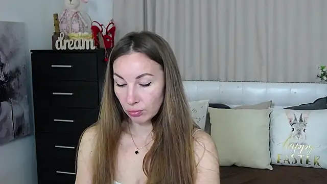 Brandy Gem online show from 8, 4, 2026