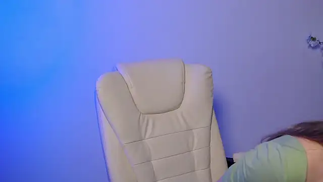 Snapshot of Brandy_Gem chatting on 14, 6, 2026 Brandy Gem online show from 14, 6, 2026