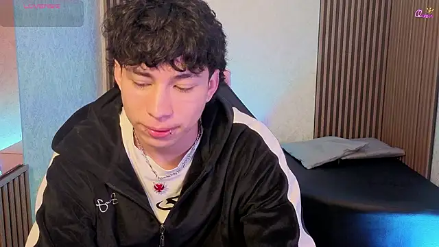 kaelwolf tay online show from 8, 3, 2026