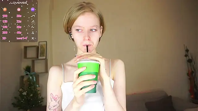 ToyaPletz online show from 6, 4, 2026