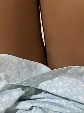 EweXZZ online show from 14, 4, 2026