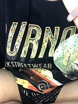 ArielMai online show from 28, 11, 2025