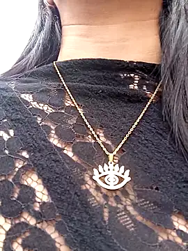  ArianaToro online show from 26, 11, 2025