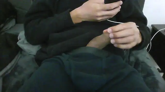 latinman7944 online show from 14, 4, 2026