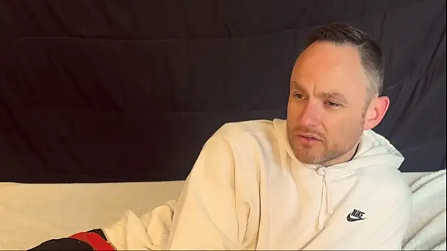 famous1tad online show from 22, 4, 2026