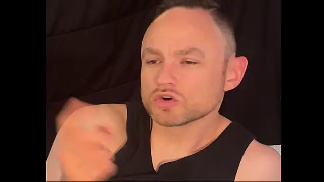 famous1tad online show from 25, 4, 2026