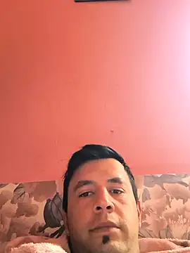 Snapshot of Alexutz21 chatting on 29, 3, 2026 Alexutz21 online show from 29, 3, 2026