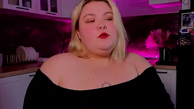 Snapshot of ellagoddes chatting on 26, 11, 2025 ellagoddes online show from 26, 11, 2025