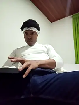 man black hot24 online show from 18, 12, 2025