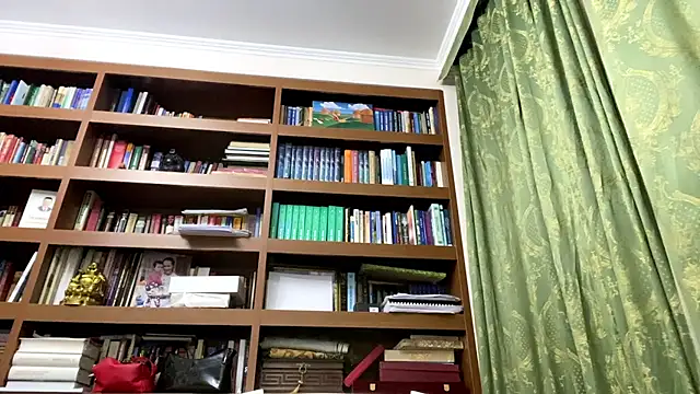 Snapshot of LinaClous chatting on 15, 1, 2026 LinaClous online show from 15, 1, 2026