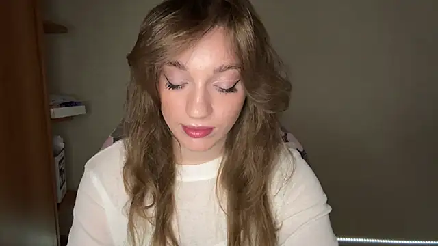 Snapshot of Alisa_baby_fox chatting on 21, 2, 2026 Alisa baby fox online show from 21, 2, 2026