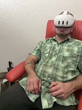 Snapshot of 2addictivelyhorny chatting on 2, 2, 2026 2addictivelyhorny online show from 2, 2, 2026