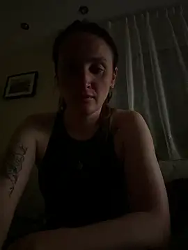Snapshot of TomilaSi chatting on 11, 7, 2026 TomilaSi online show from 11, 7, 2026