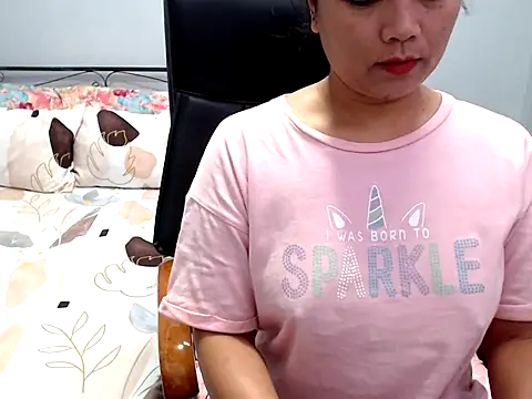 AsianB00bGoddess online show from 23, 3, 2026