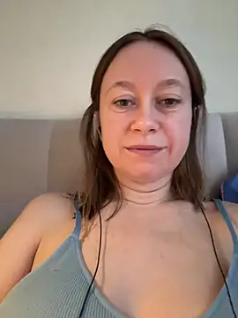 Brooke lover online show from 6, 3, 2026