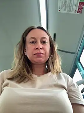 Snapshot of Brooke_lover chatting on 30, 6, 2026 Brooke lover online show from 30, 6, 2026