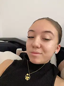 Snapshot of CristinaSw chatting on 19, 1, 2026 CristinaSw online show from 19, 1, 2026