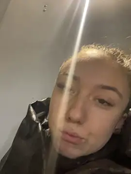 Snapshot of CristinaSw chatting on 1, 2, 2026 CristinaSw online show from 1, 2, 2026