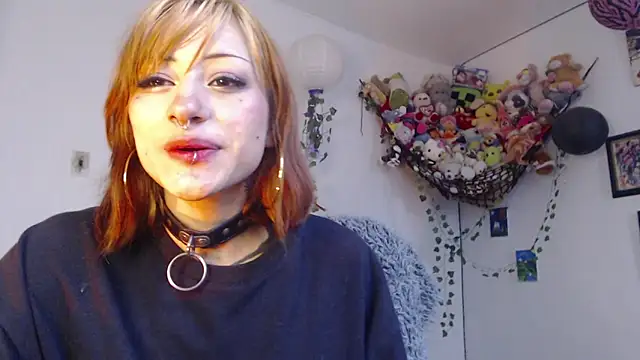 Snapshot of Layla_quinn chatting on 21, 5, 2026 Layla quinn online show from 21, 5, 2026