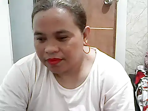 Snapshot of cutechubby chatting on 17, 6, 2026 cutechubby online show from 17, 6, 2026