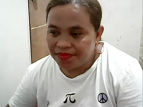 Snapshot of cutechubby chatting on 23, 6, 2026 cutechubby online show from 23, 6, 2026