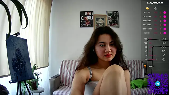 Snapshot of ArianeRandy chatting on 7, 6, 2026 ArianeRandy online show from 7, 6, 2026