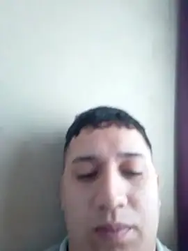 Snapshot of Alvarezz0202 chatting on 6, 6, 2026 Alvarezz0202 online show from 6, 6, 2026
