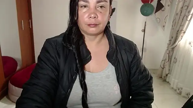 Snapshot of vivian-milf chatting on 8, 1, 2026 vivian-milf online show from 8, 1, 2026