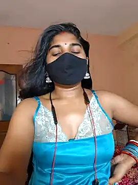 Snapshot of adite20 chatting on 8, 6, 2026 adite20 online show from 8, 6, 2026