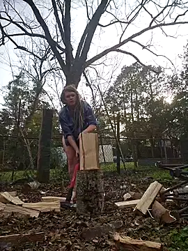 Snapshot of Horny_hippie chatting on 13, 12, 2024 Horny hippie online show from 13, 12, 2024