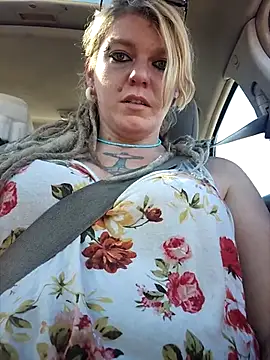 Horny hippie online show from 14, 2, 2026