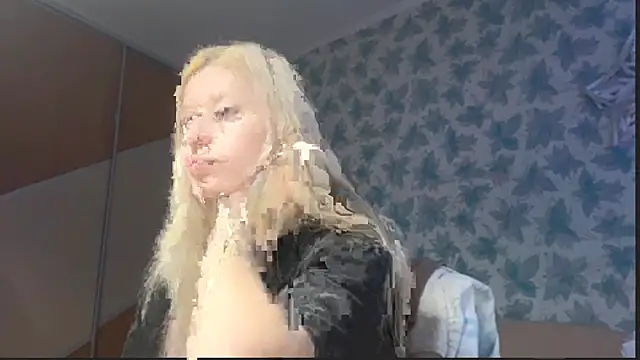 Barbie Blondie online show from 21, 12, 2025