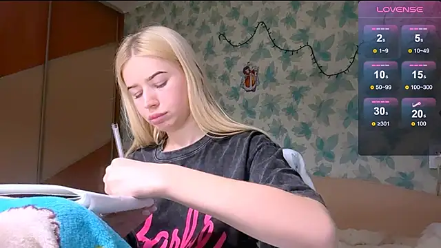Barbie Blondie online show from 11, 4, 2026